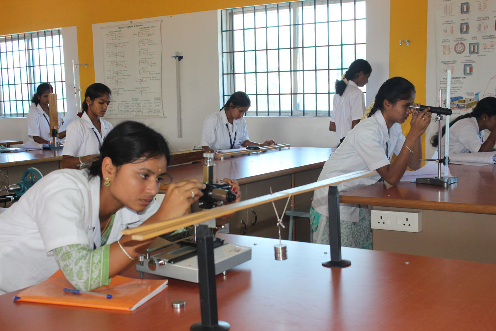 PHYSICS LABORATORY